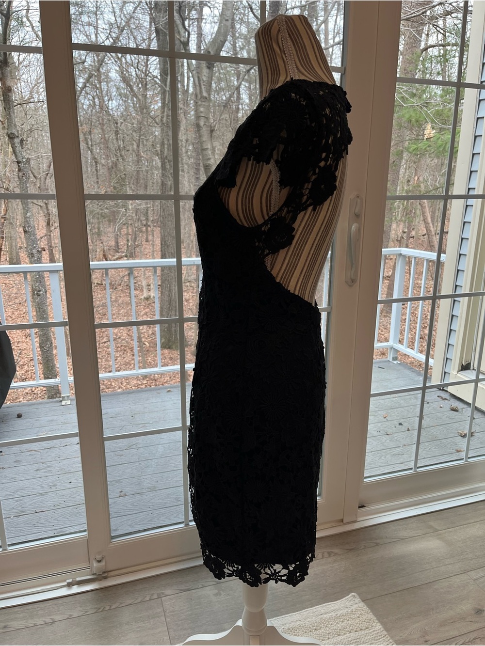 Lulu's Black Floral Lace Cocktail Dress